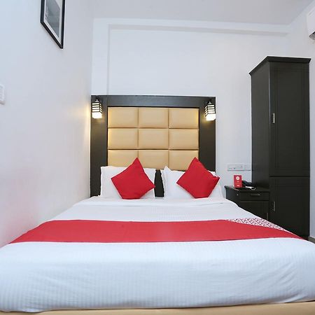 Hotel Qube Kochi Esterno foto