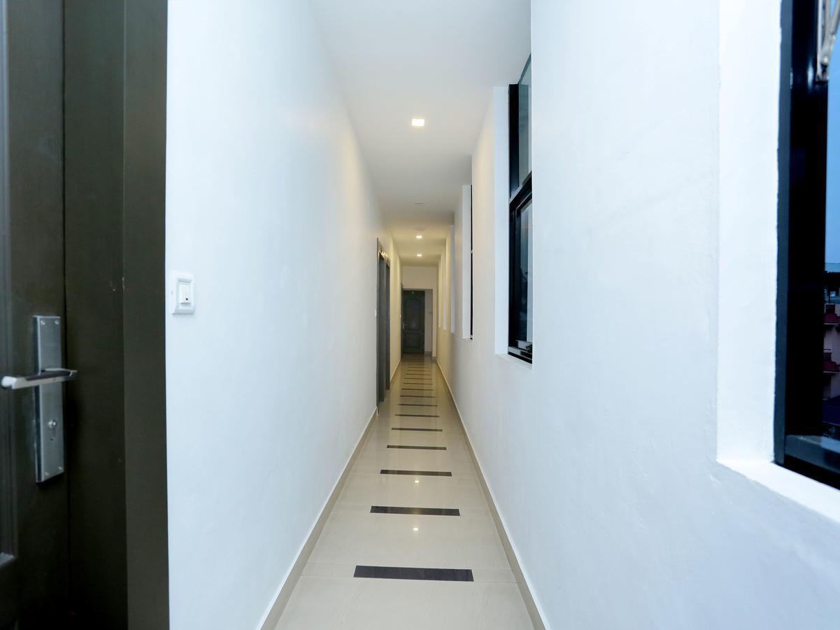 Hotel Qube Kochi Esterno foto